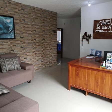 Hotel La Gran Tortuga - ᯤ Starlink Puerto Villamil Eksteriør billede