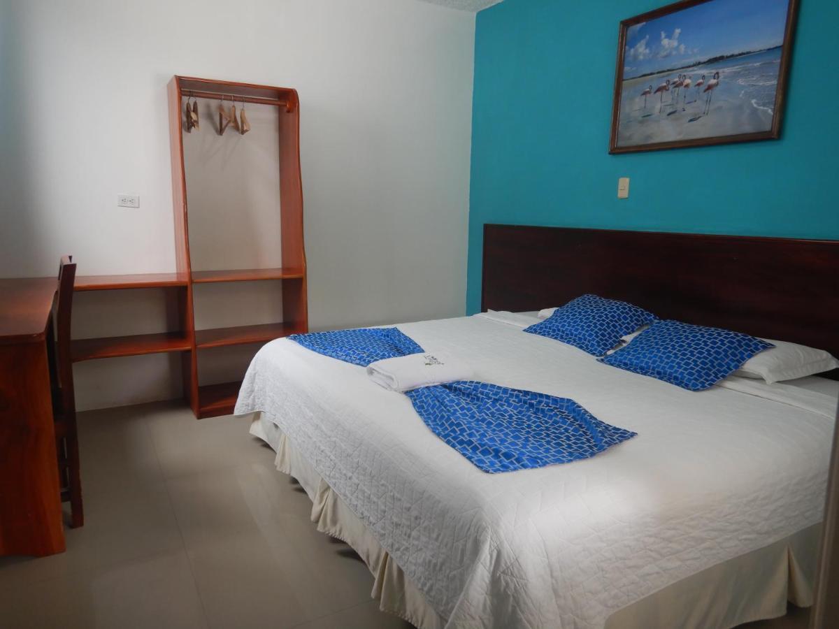 Hotel La Gran Tortuga - ᯤ Starlink Puerto Villamil Eksteriør billede