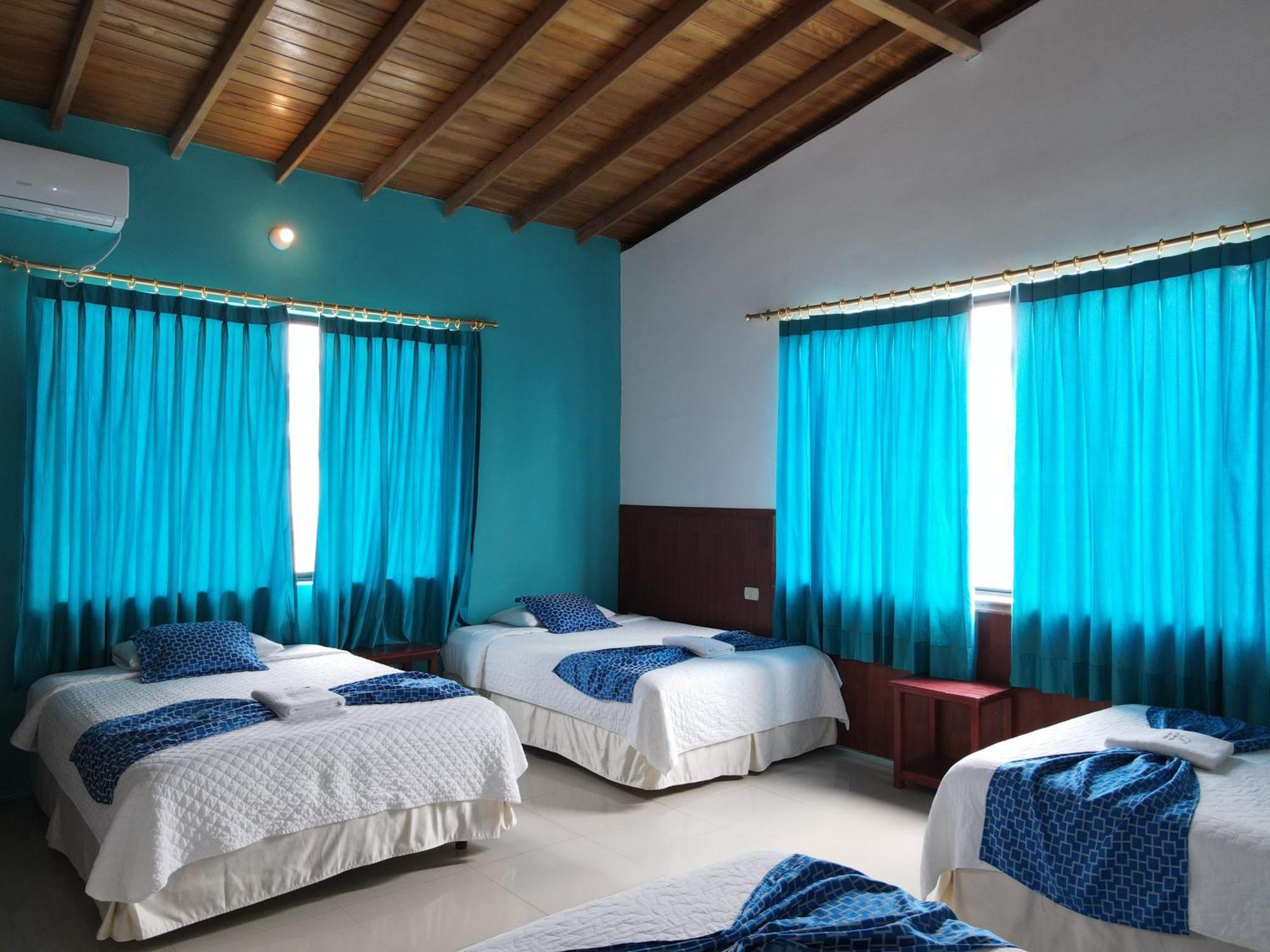 Hotel La Gran Tortuga - ᯤ Starlink Puerto Villamil Eksteriør billede