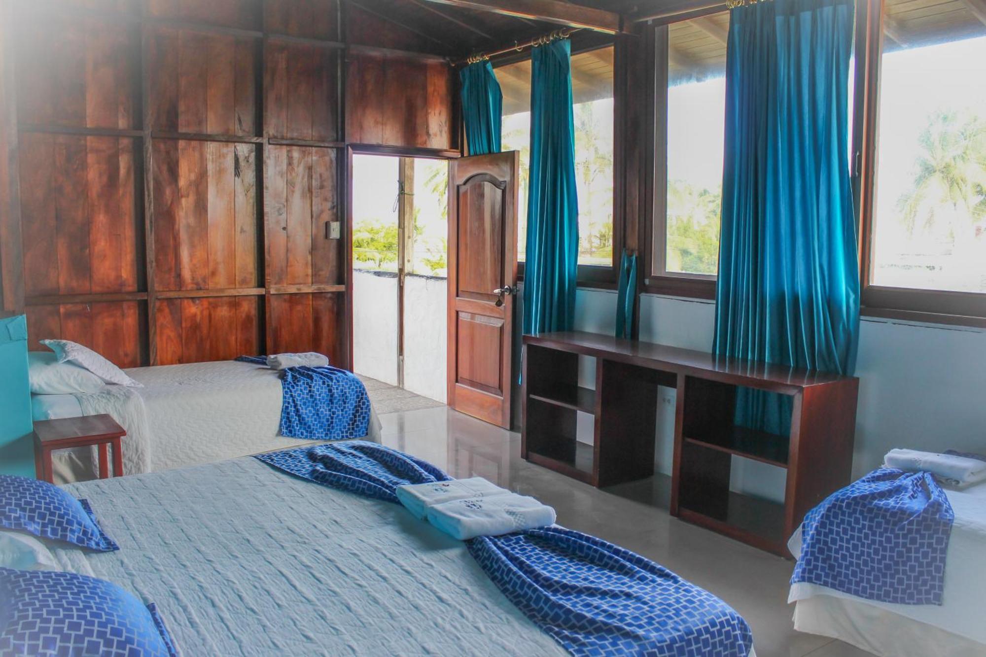 Hotel La Gran Tortuga - ᯤ Starlink Puerto Villamil Eksteriør billede