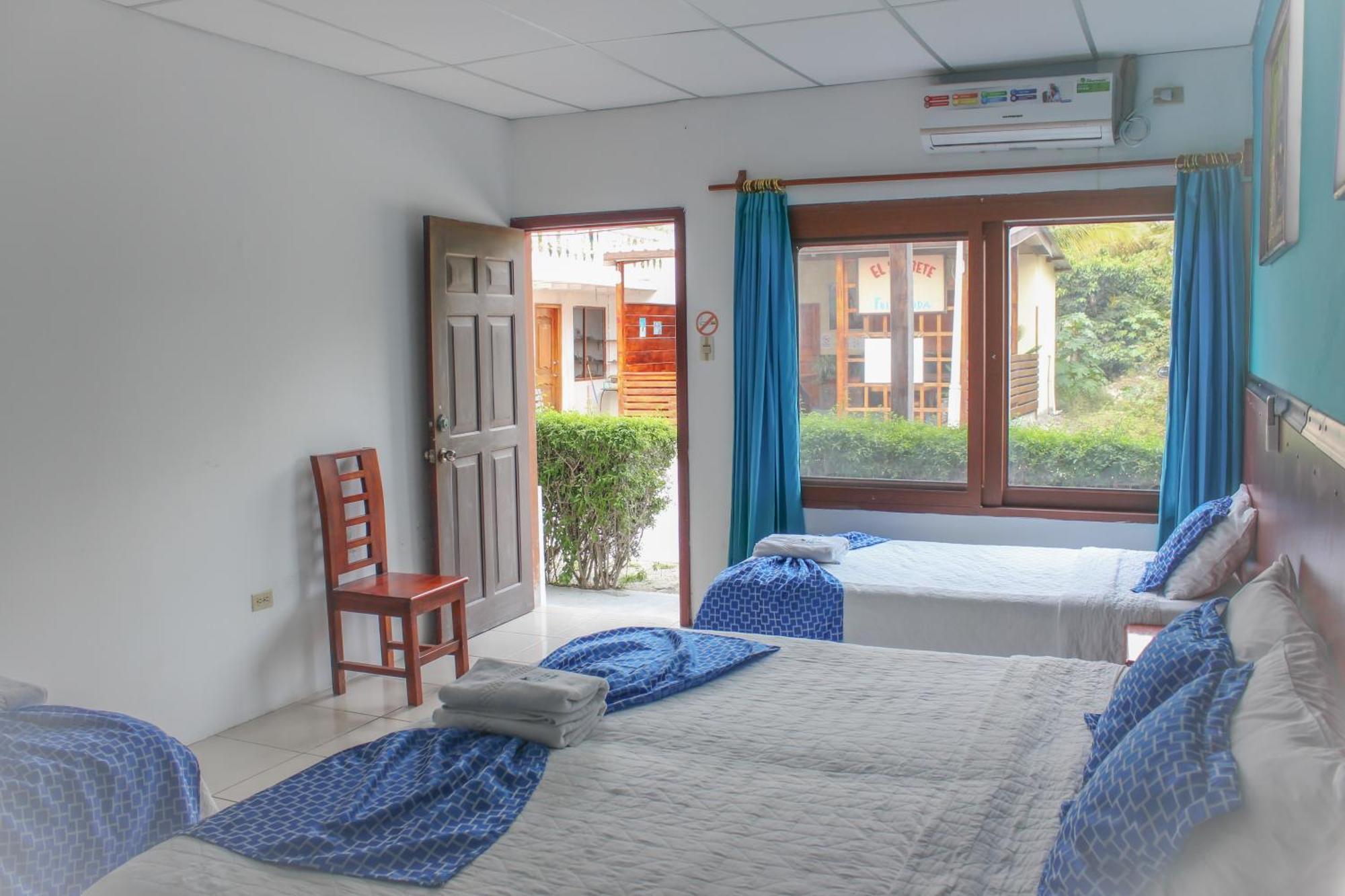 Hotel La Gran Tortuga - ᯤ Starlink Puerto Villamil Eksteriør billede