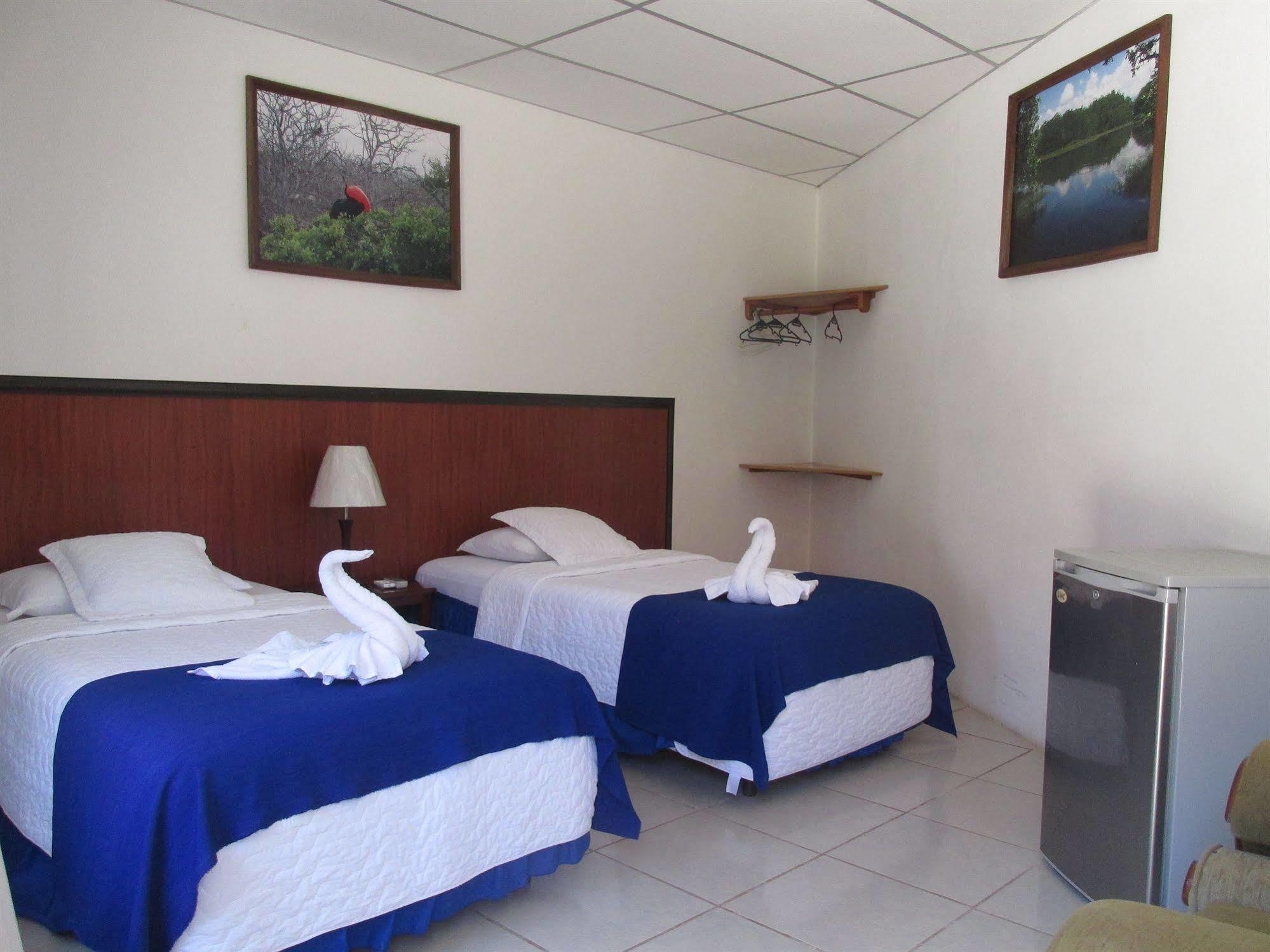 Hotel La Gran Tortuga - ᯤ Starlink Puerto Villamil Eksteriør billede