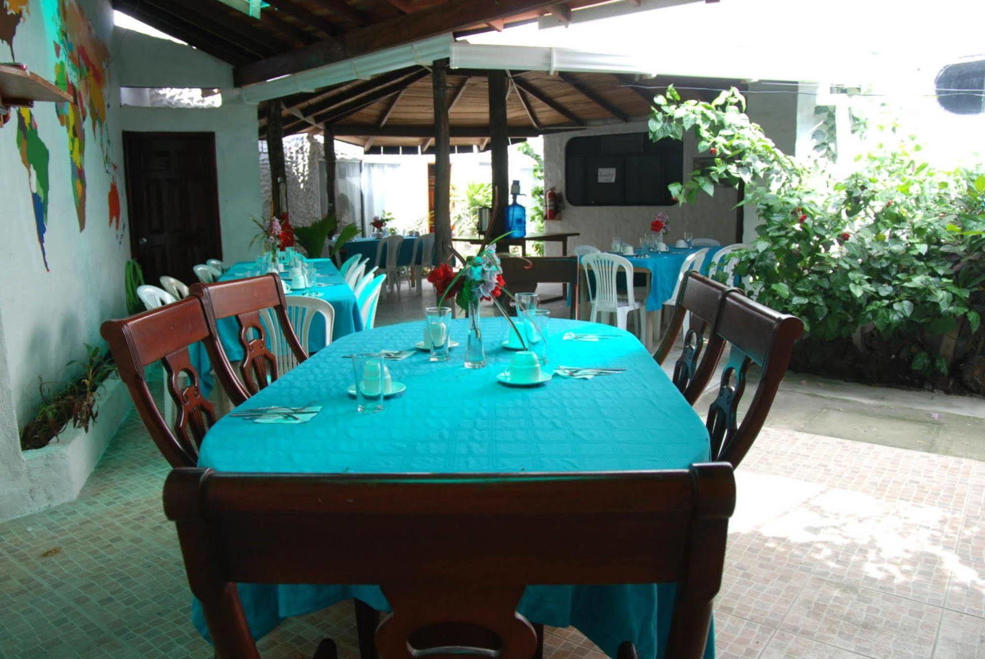 Hotel La Gran Tortuga - ᯤ Starlink Puerto Villamil Eksteriør billede