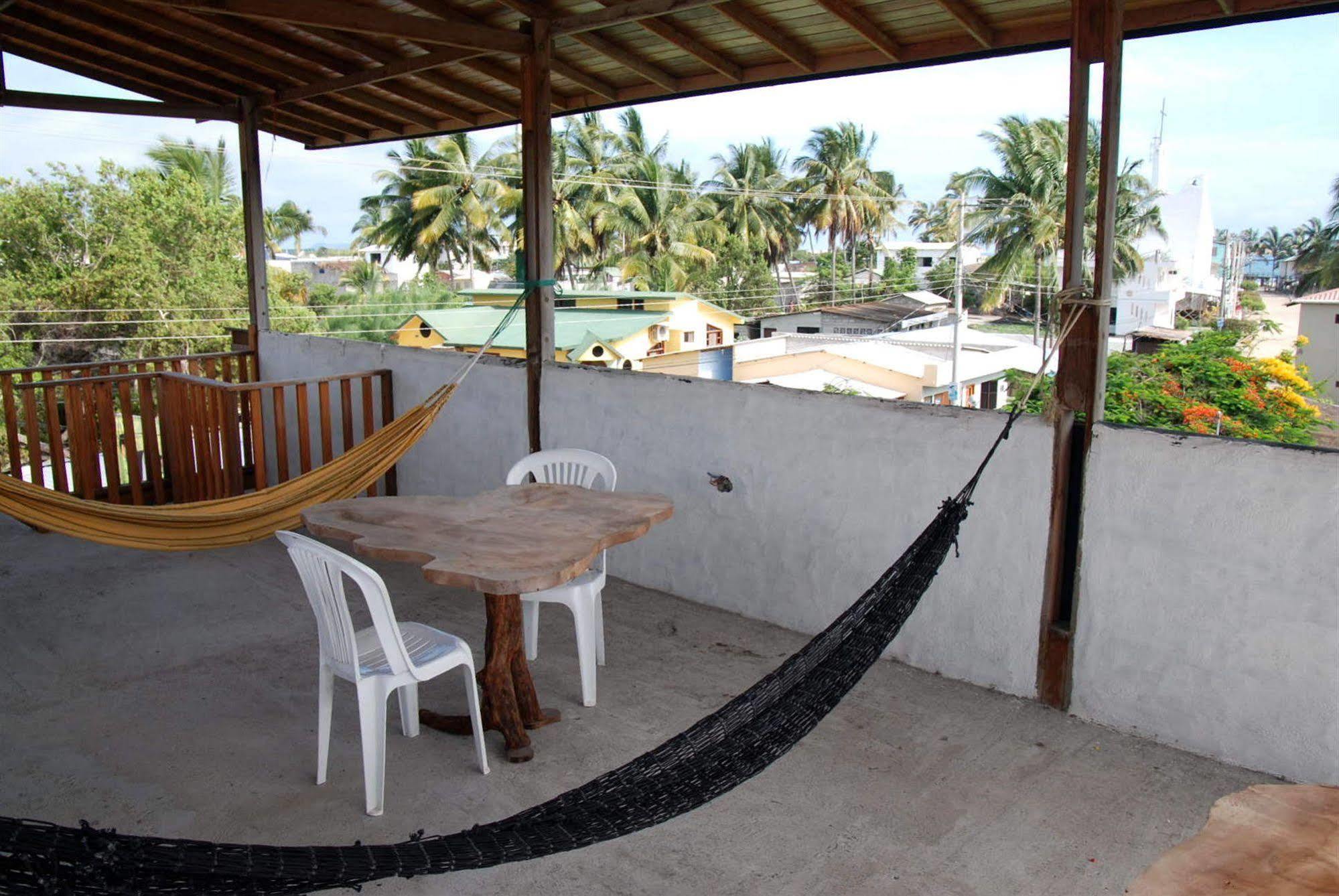Hotel La Gran Tortuga - ᯤ Starlink Puerto Villamil Eksteriør billede